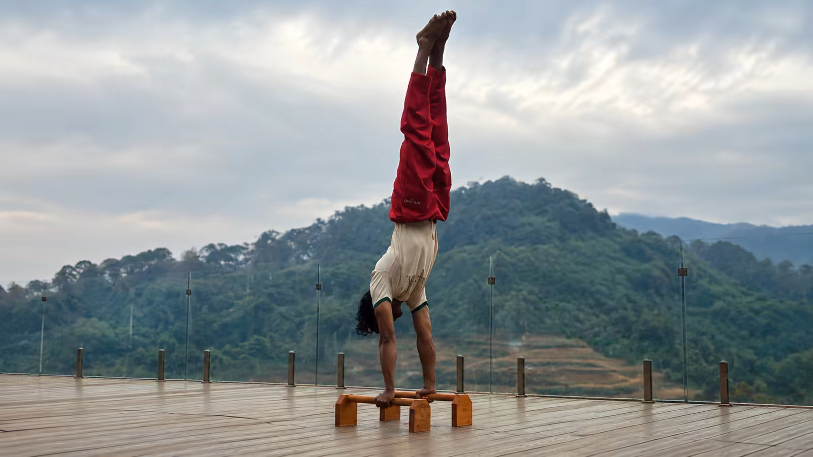 Why Strength Alone Won't Give You a Handstand